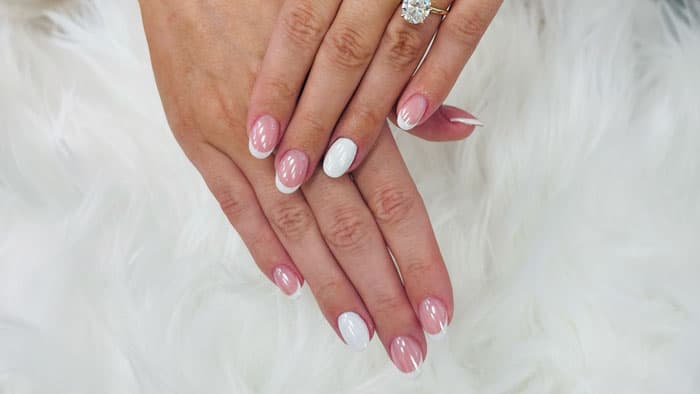 Serene, light-filled nail bar