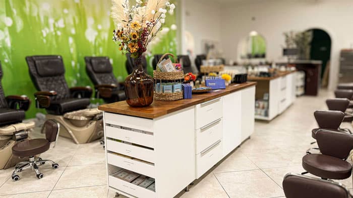 Relaxing pedicure lounge